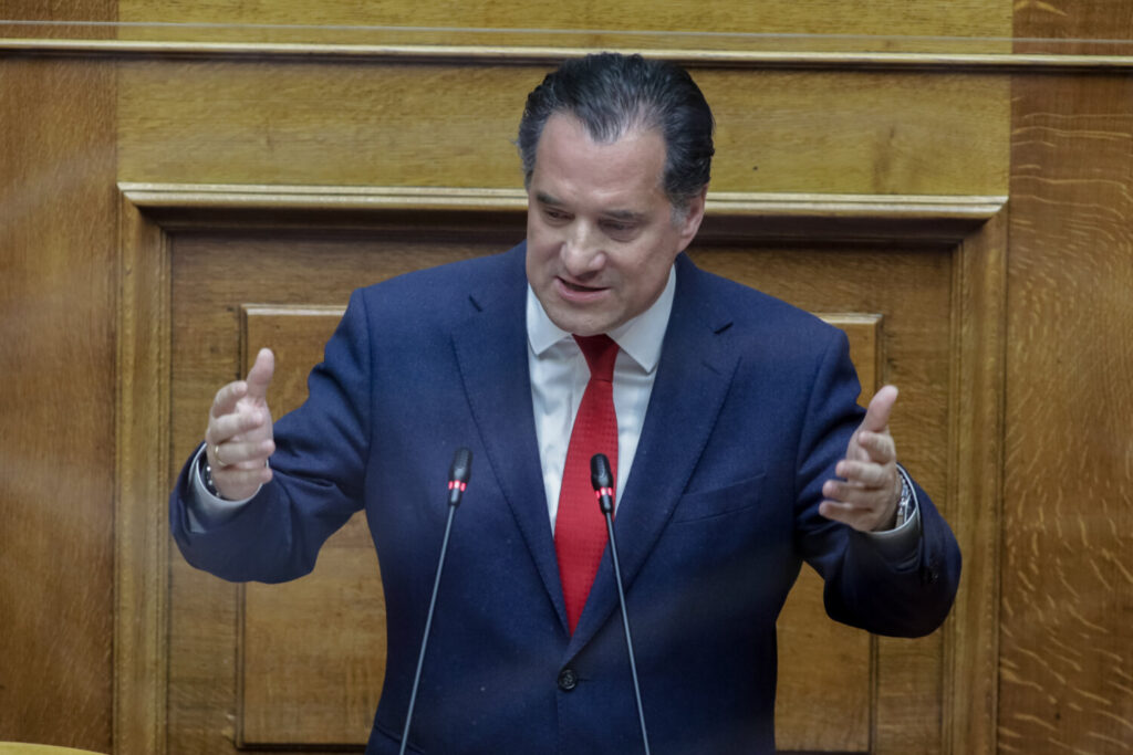 Γεωργιάδης: Θα βρούμε δίκαιη λύση για ελεύθερους επαγγελματίες που χρωστούν και δεν μπορούν να πάρουν σύνταξη