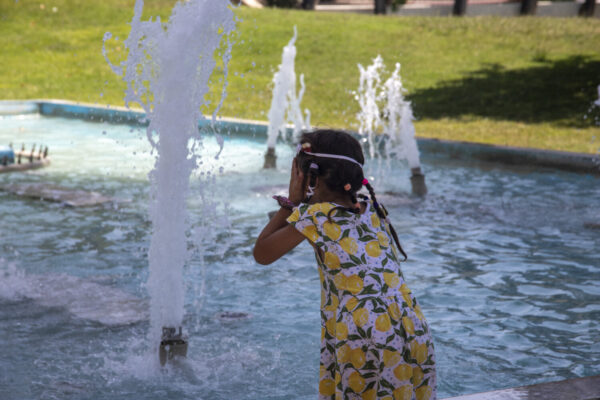 Δήμος Αθηναίων: Κλειστά νηπιαγωγεία και δημοτικά σχολεία Τετάρτη και Πέμπτη λόγω του καύσωνα