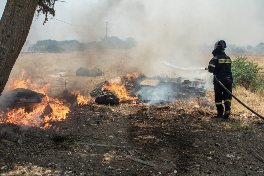 Φωτιά στη Ρόδο: Εισαγγελική έρευνα  σε βάθος για την καταστροφική πυρκαγιά
