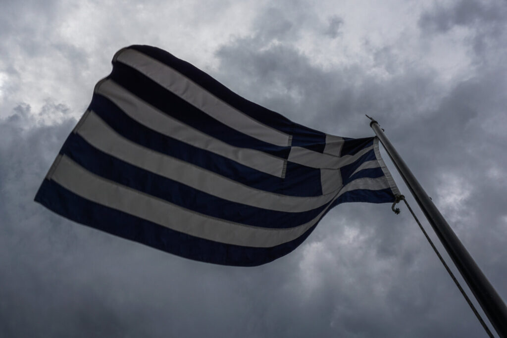 Καβάλα: Κατέβασε την ελληνική σημαία από το λιμάνι – Φώναζε «εδώ είναι Βουλγαρία» – Επιχείρησε να διαφύγει στην πατρίδα του