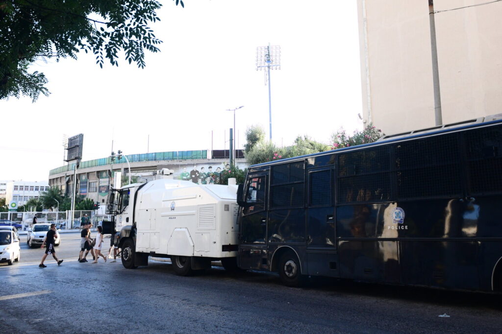 Σε αστυνομικό κλοιό το γήπεδο του Παναθηναϊκού – Έγιναν τρείς συλλήψεις