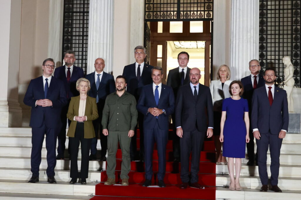 «Η Διακήρυξη των Αθηνών»: Στήριξη στην Ουκρανία και στην ευρωπαϊκή της πορεία αποφάσισαν οι 11 ηγέτες των Δυτ. Βαλκανίων