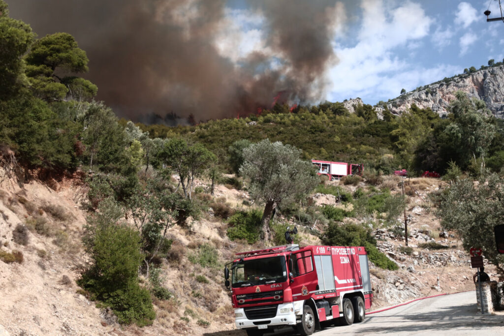 ΓΕΕΘΑ: Το στρατόπεδο «Λοχαγού Καποτά» στις Αχαρνές Αττικής ουδέποτε κινδύνευσε από την πυρκαγιά