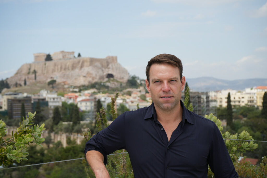 Από τα Χανιά ξεκινά την εκστρατεία του ο Κασσελάκης – Καλεί αύριο σε ανοικτή συζήτηση στους Τάφους των Βενιζέλων