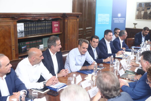 Στη Θεσσαλονίκη ο Μητσοτάκης –Συναντήσεις με εκπροσώπους φορέων ενόψει ΔΕΘ