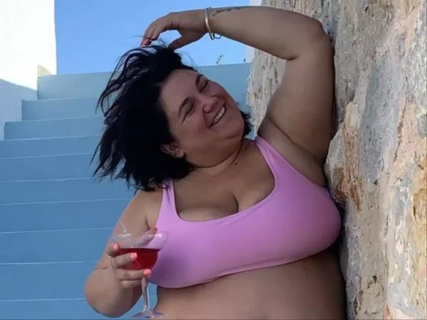 Η Αφροδίτη Γεροκωνσταντή απάντησε στο αρνητικό σχόλιο για τα κιλά της  (video)