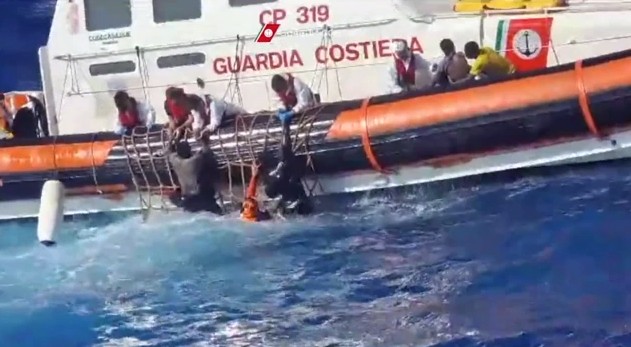 Μεσόγειος: Δεκάδες νεκροί μετανάστες  σε νέο ναυάγιο ανοιχτά της Λαμπεντούσα