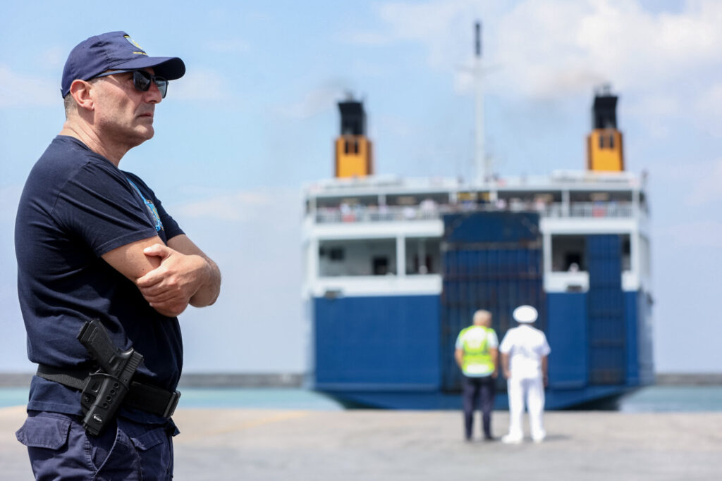 Πειραιάς: «Ένας μ… παλαβός έπεσε στη θάλασσα» – Αποκαλυπτικό ηχητικό ντοκουμέντο από τοτο Blue Horizon