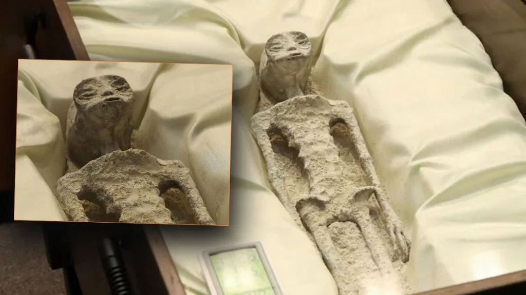 Μεξικό: Παρουσιάστηκαν στο Κογκρέσο απωλιθωμένα σώματα «εξωγήινων» ηλικίας …1000 ετών (video)