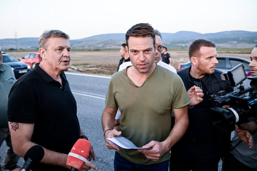 ΣΥΡΙΖΑ: Ο Στ. Κασσελάκης συναντήθηκε με τον Απ. Γκλέτσο στον Δομοκό (video)