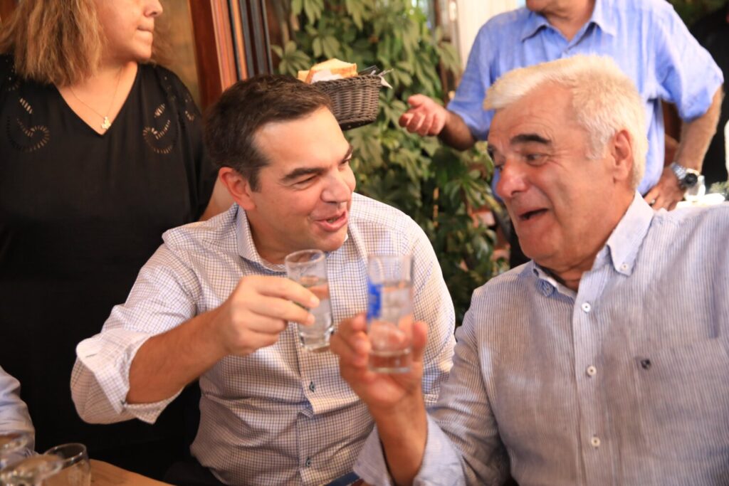 Αλέξης Τσίπρας: Στον Πειραιά με τον υποψήφιο δήμαρχο Γιώργο Γαβρίλη ο πρώην πρωθυπουργός