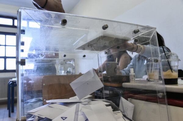 Ευρωεκλογές η επόμενη μέρα – Τι δείχνει η έρευνα της Metron Analysis για το πολιτικό σκηνικό στην Ελλάδα