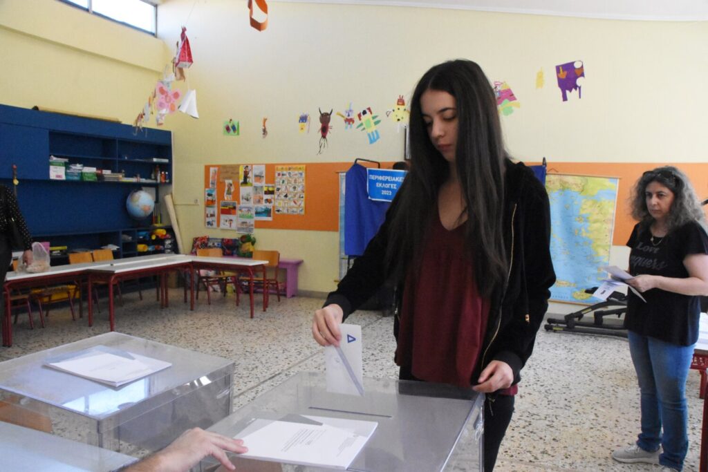 Αυτοδιοικητικές εκλογές: Έκλεισαν οι κάλπες –  Μεγάλη αποχή στο β’ γύρο – Στις 20:00 η πρώτη εκτίμηση αποτελέσματος