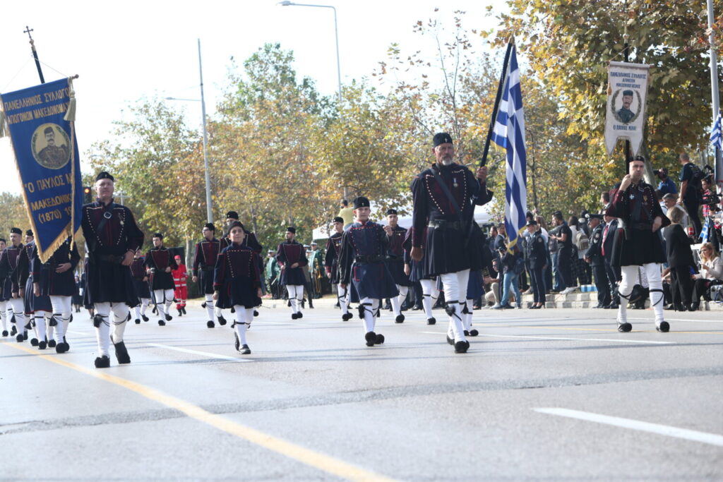 Θεσσαλονίκη 28η Οκτωβρίου: H  μεγάλη στρατιωτική παρέλαση (video)