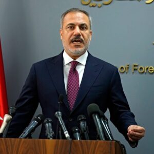 Προκαλεί ο Φιντάν: «Η συνεργασία της Ελλάδας και Κύπρου με το Ισραήλ φέρνει προβλήματα και πόλεμο»