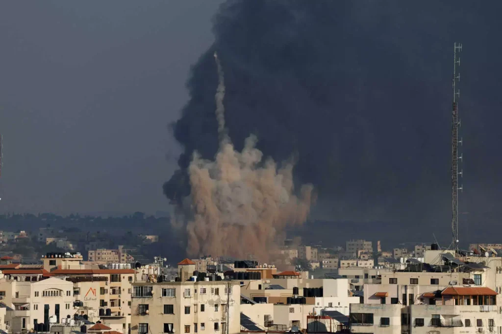 BBC: Τι συμβαίνει στο Ισραήλ και τη Γάζα; Τι είναι η Χαμάς; Ένας απλός οδηγός για το πλαίσιο της πολεμικής σύγκρουσης