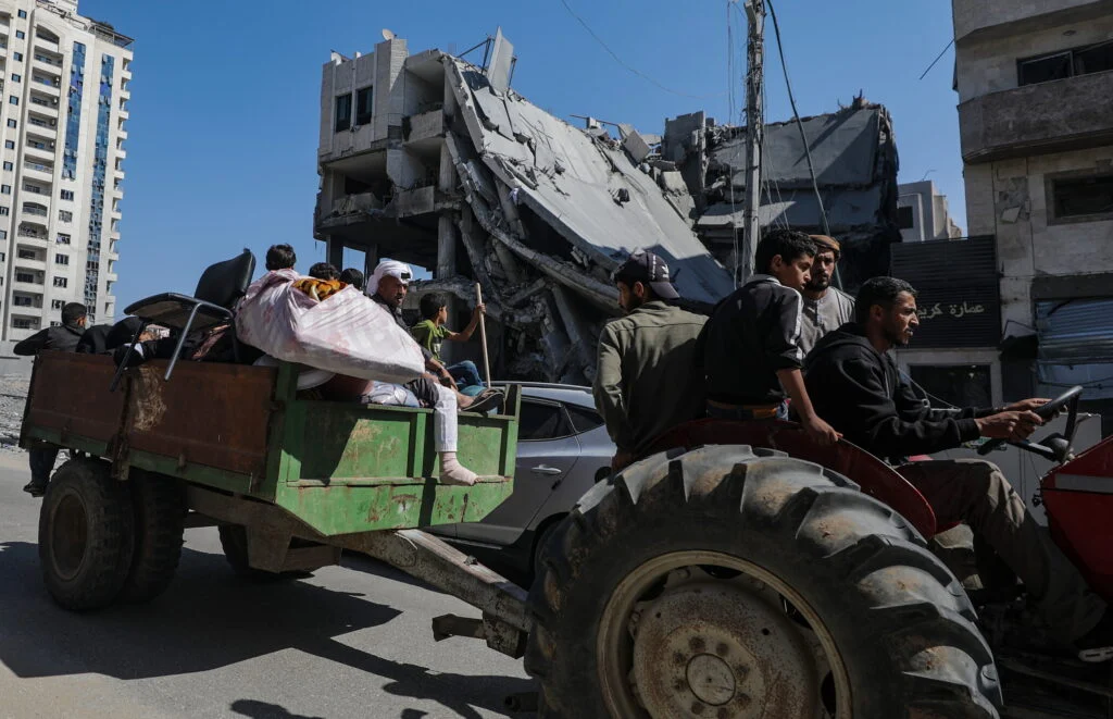 Έληξε το τελεσίγραφο στους αμάχους – Το Ισραήλ ξεκίνησε τις επιχειρήσεις στη Γάζα – Ο στρατός αναζητά ομήρους