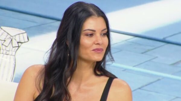 Μαρία Κορινθίου: Aποκάλυψε ότι είναι σε σχέση μετά το διαζύγιο με τον Γιάννη Αϊβάζη – «Είμαι ερωτευμένη» (βίντεο)