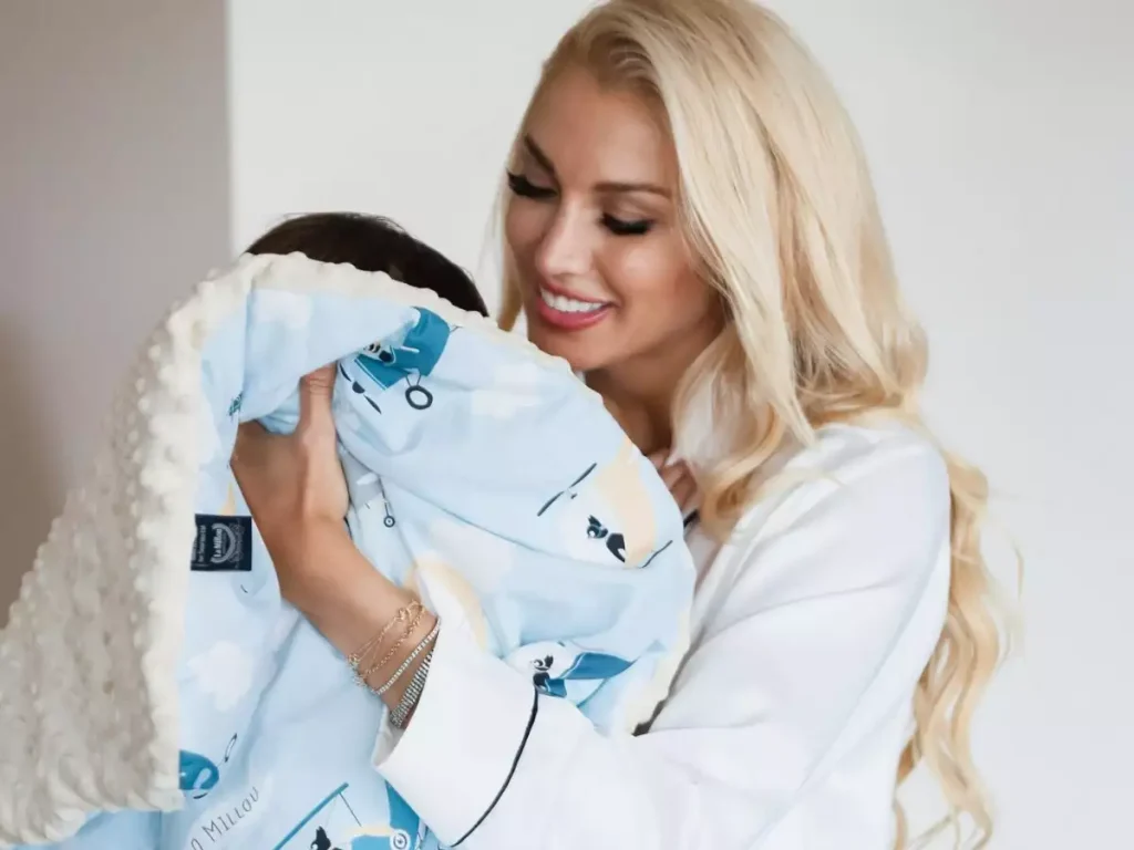 Κωνσταντίνα Σπυροπούλου: Aγκαλιά με τον 10 μηνών γιο της – Η τρυφερή ανάρτηση