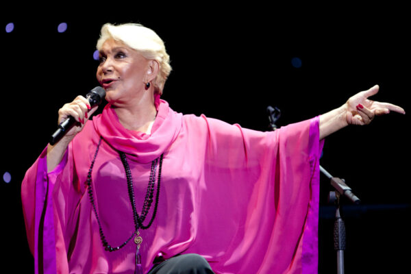 Μαρινέλλα: Σε βαριά κατάσταση και χωρίς καλή επικοινωνία με το περιβάλλον