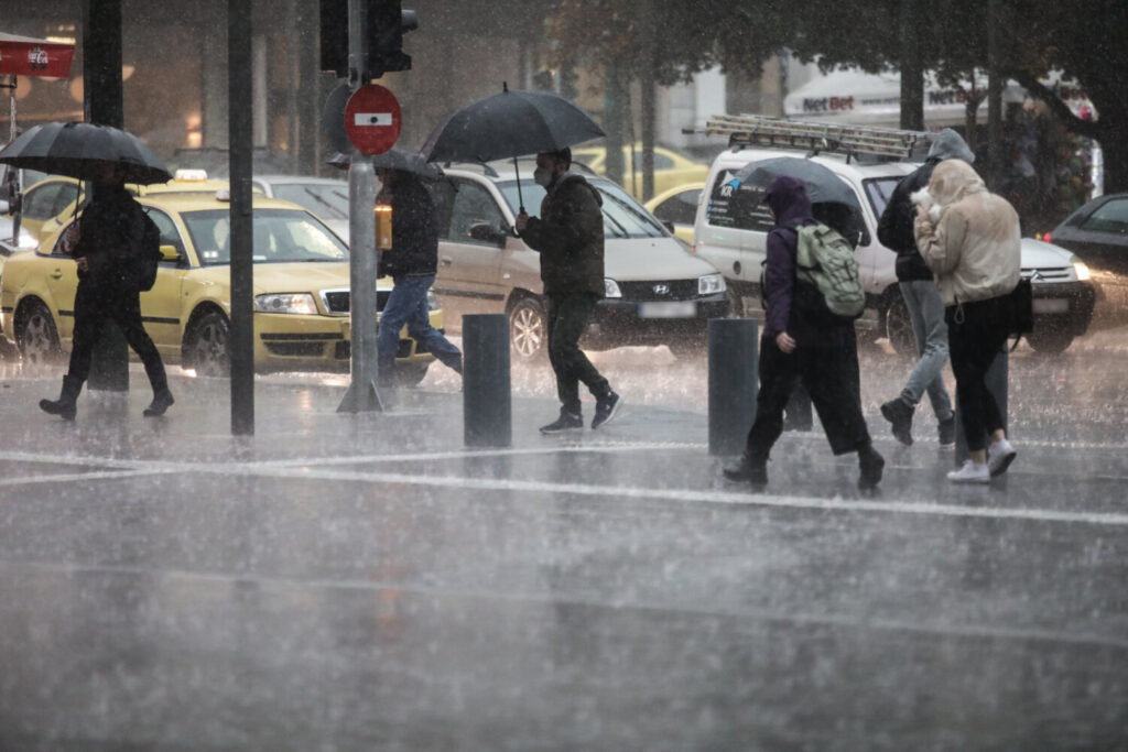 Meteo για  κύμα κακοκαιρίας : Χαλάζι μεγάλου μεγέθους και κύματα 4 μέτρων στο βόρειο Αιγαίο