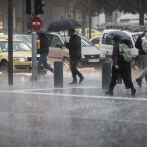 ΕΜΥ: Έκτακτο δελτίο επιδείνωσης καιρού – Έρχονται ισχυρές βροχές και καταιγίδες από την Τρίτη
