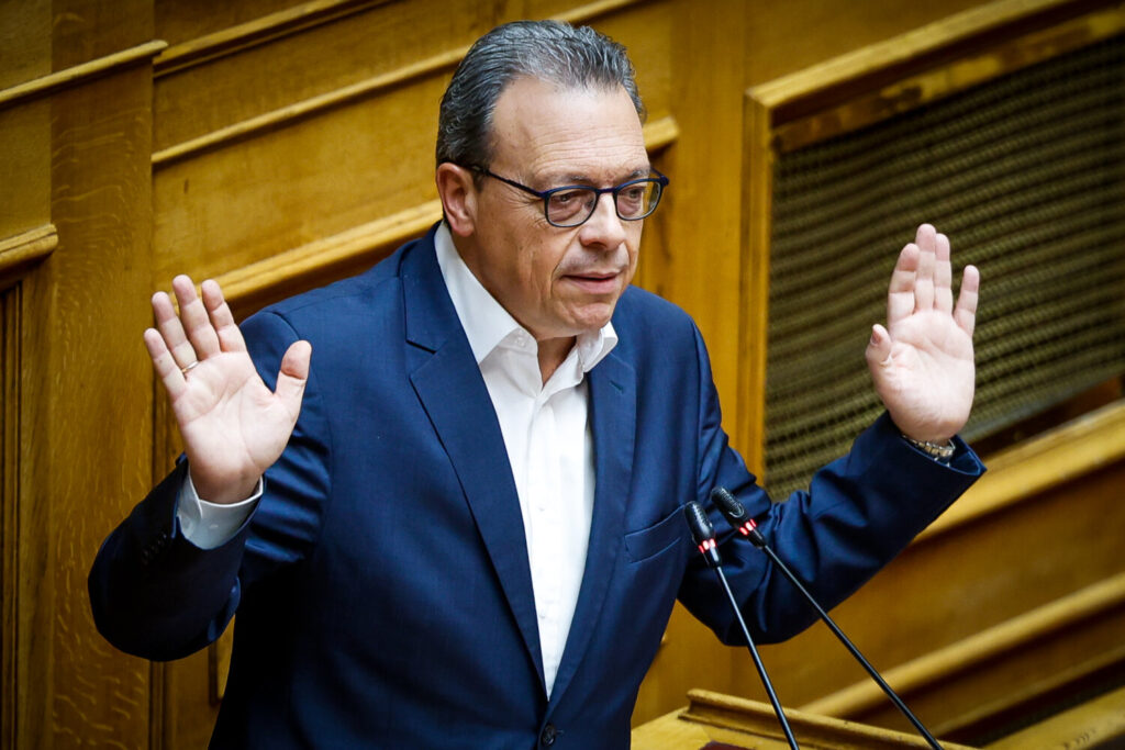 Βουλή – Φάμελλος: Κρύο αστείο ότι ο ΣΥΡΙΖΑ είναι κόμμα Black Friday