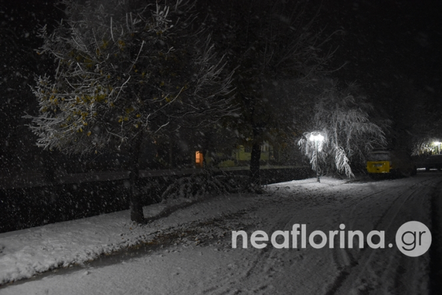 Kακοκαιρία Bettina: Χιονίζει σε Κοζάνη και Φλώρινα – Αποκλείστηκε λεωφορείο στο Καϊμακτσαλάν (video)
