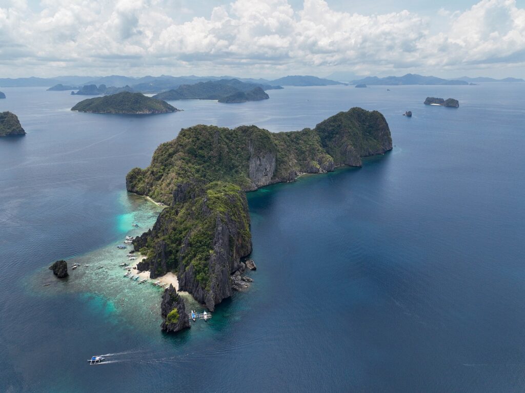 Το Happy Traveller στο νησί Palawan στις Φιλιππίνες το Α΄μέρος