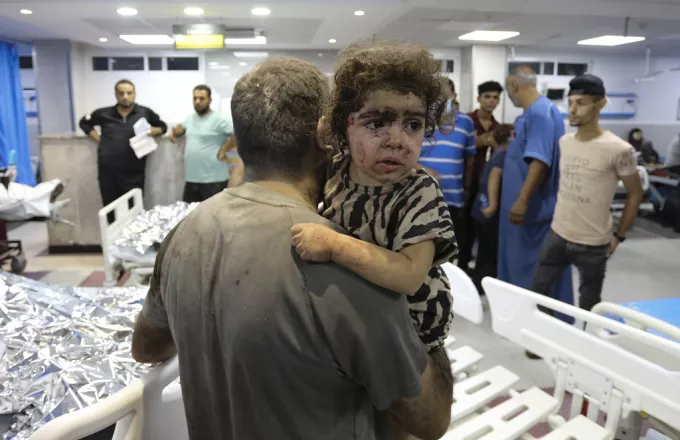 Λωρίδα της Γάζας: «179 πτώματα θάφτηκαν σε ομαδικό τάφο» λέει διευθυντής του νοσοκομείου αλ-Σίφα