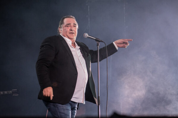 Τον Ιούνιο η συναυλία στη μνήμη του Βασίλη Καρρά – Η αποκάλυψη της Φαίης Σκορδά (βίντεο)