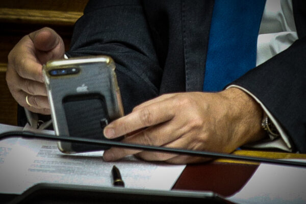 Κύπρος: Από την Ουκρανία η πάμπλουτη 62χρονη που έχασε πάνω από 1,2 εκατ. ευρώ από τηλεφωνική απάτη (βίντεο)