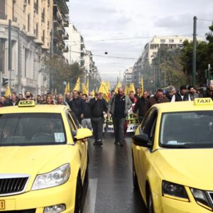 Χωρίς ταξί σήμερα και αύριο η χώρα λόγω της 48ωρης απεργίας της ΠΟΕΙΑΤΑ – Τα αιτήματα των ιδιοκτητών