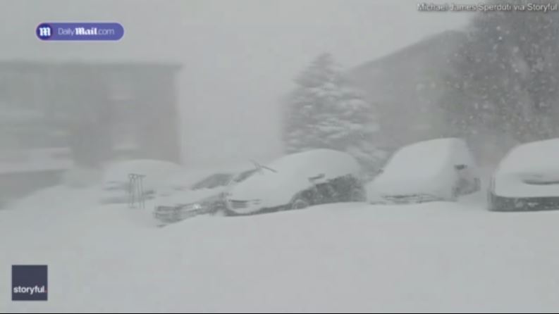 ΗΠΑ: Ακραίος χιονιάς με πολικό ψύχος – Τουλάχιστον 59 νεκροί – Χωρίς ρεύμα πολλές περιοχές
