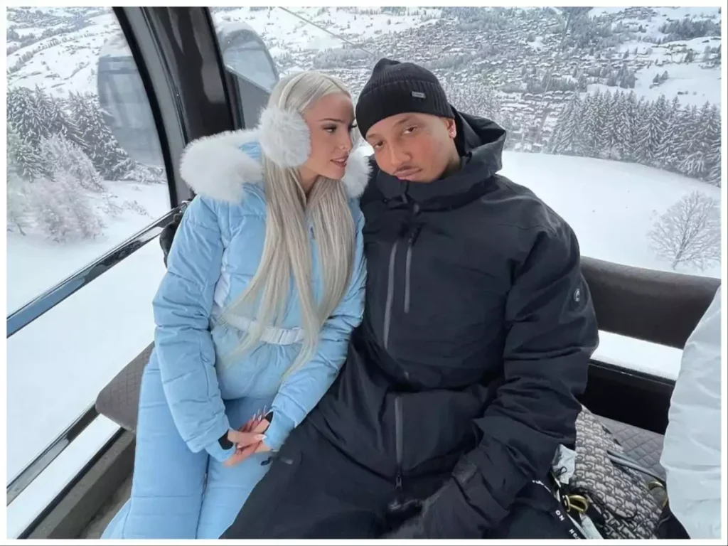 Light: Συνεχίζει τις διακοπές στην Ελβετία – Με τη σύντροφό του κάνουν βόλτα με τα χάσκι στα χιόνια – Βίντεο