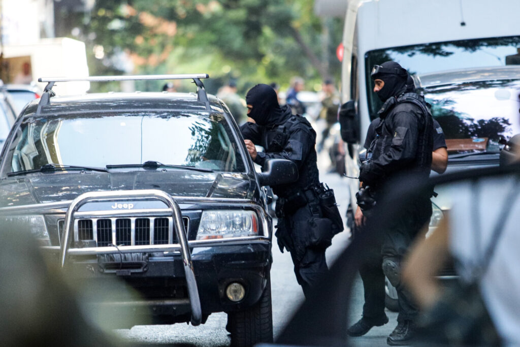 Αντιτρομοκρατική: Δέκα συλλήψεις για 5 βομβιστικές επιθέσεις – Δύο στρατιωτικοί πυροτεχνουργοί ανάμεσα στους συλληφθέντες