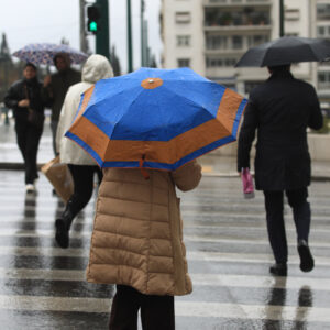 Καιρός – ΕΜΥ: ‘Εκτακτο δελτίο για ισχυρές βροχές , καταιγίδες και χαλάζι – Οι περιοχές που θα πληγούν