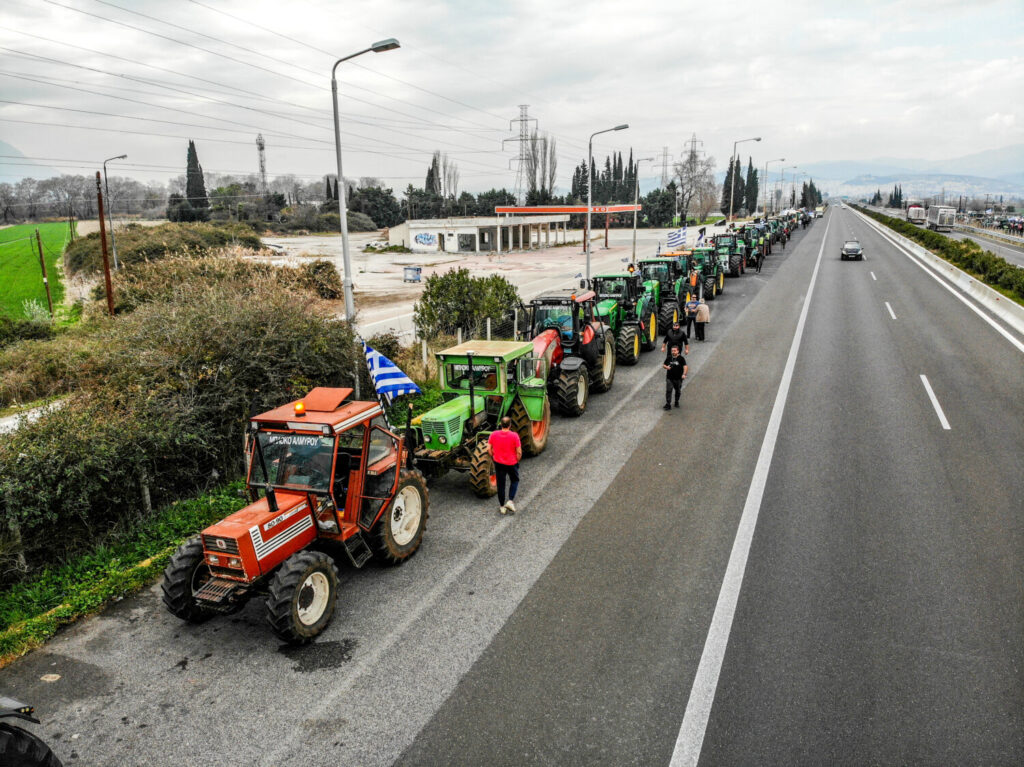 Τα έκτακτα μέτρα της Τροχαίας για την κάθοδο των τρακτέρ στην Αθήνα – Οι δρόμοι που θα κλείσουν – Δείτε χάρτη – Οι ανακοινώσεις της ΕΛ.ΑΣ