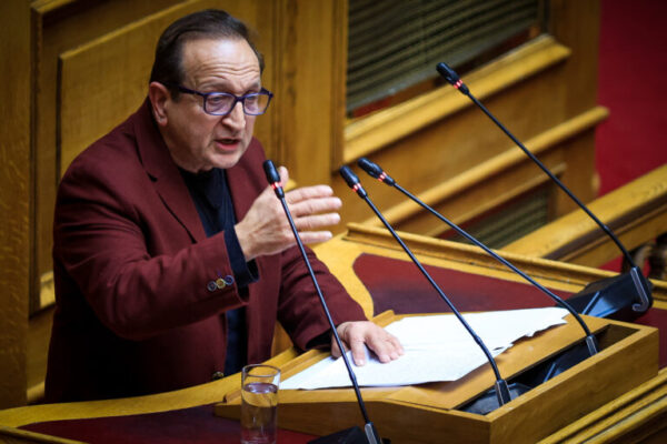 Σπύρος Μπιμπίλας: «Δεν είμαι ο πρώτος γκέι βουλευτής  , υπάρχουν κι άλλοι που δεν το λένε»