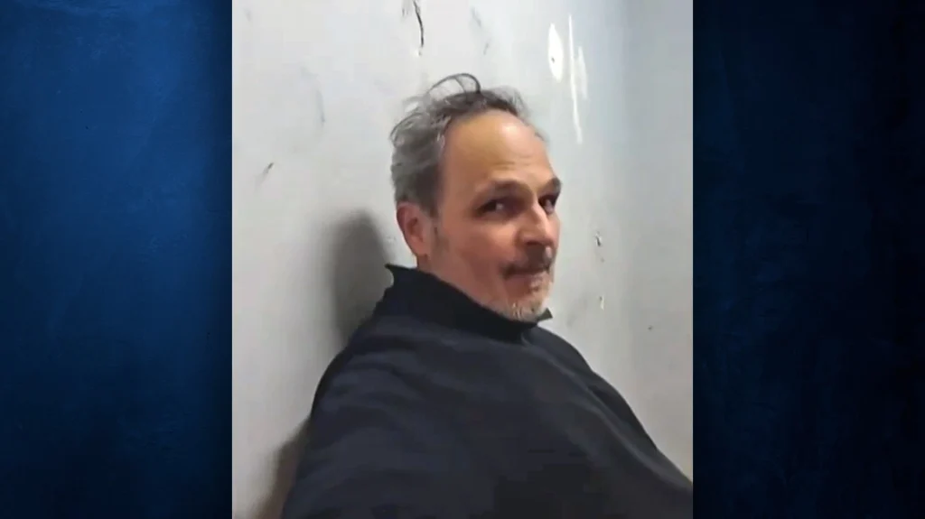 Σταμάτης Γαρδέλης: Στο κρατητήριο ο ηθοποιός – To βίντεο που ανέβασε – Τι λέει για την κράτηση του