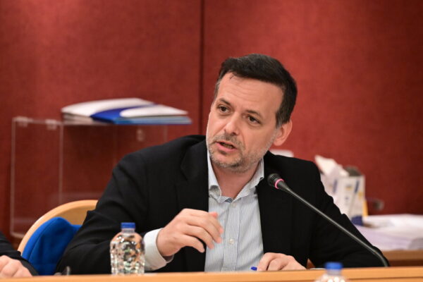 Χάρης Δούκας: Προειδοποίηση για πιθανό black out στην Αθήνα – Η κατανάλωση τριπλασιάζεται λόγω της τουριστικής κίνησης