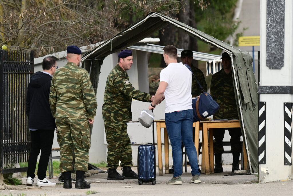 Στ. Κασσελάκης – H πρώτη ανάρτηση από το Στρατό: Έχω αποφασίσει να υπηρετώ την πατρίδα για όλη μου τη ζωή