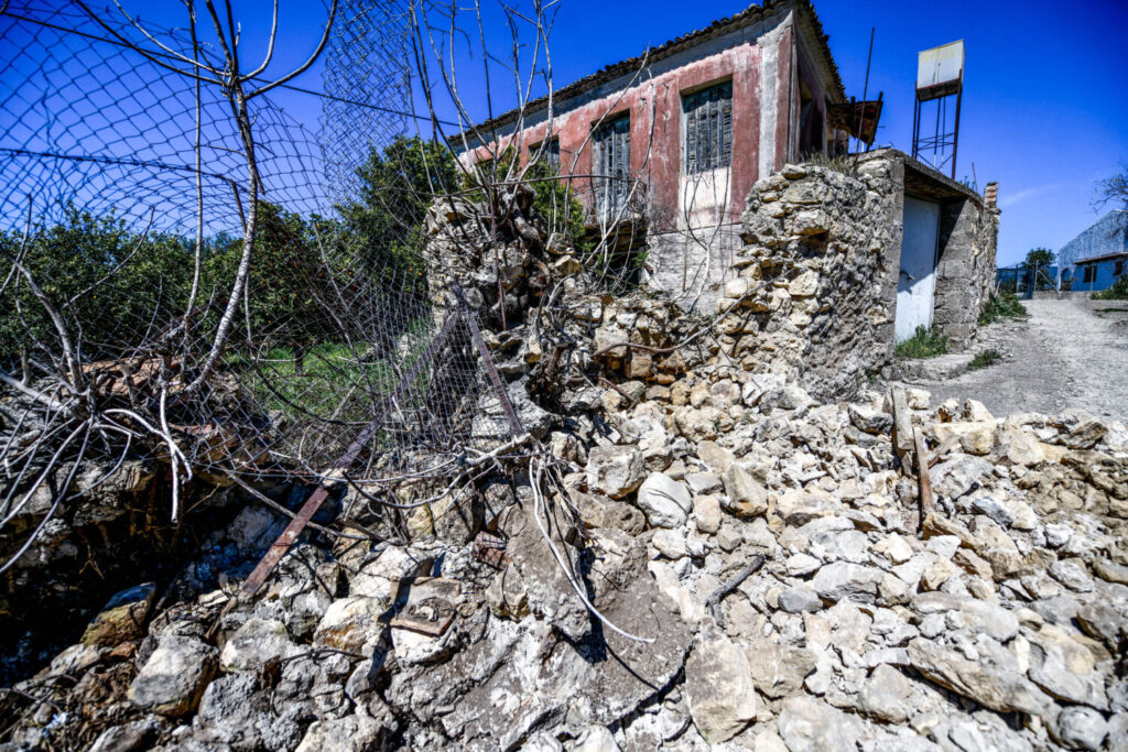 “Σφάζονται” Τσελέντης με Παπαδόπουλο για τον σεισμό στην Ηλεία: “Νισάφι πια με αυτόν τον συνταξιούχο φυσιογνώστη”