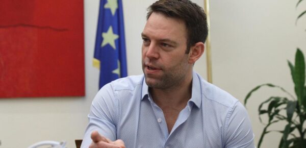 Σ. Κασσελάκης για υποκλοπές: «Ζητώ συγγνώμη από τον κ. Δημητριάδη, να τον επαναφέρει ο πρωθυπουργός –  Εύχομαι και στους δύο καλή ακρόαση»