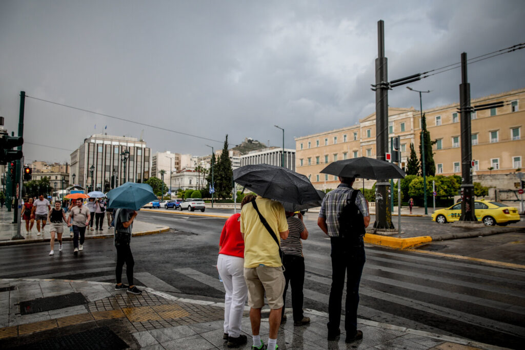 Kαιρός – ΕΜΥ: Προειδοποιεί για επικίνδυνα φαινόμενα σε 6 περιοχές με καταιγίδες – Συναγερμός για τη Θεσσαλία