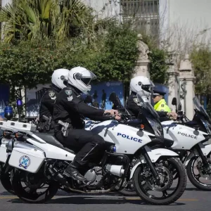 Πάτρα: Συνελήφθη πατέρας για εξαναγκαστική εργασία μετά από καταγγελία του 12χρονου γιού του