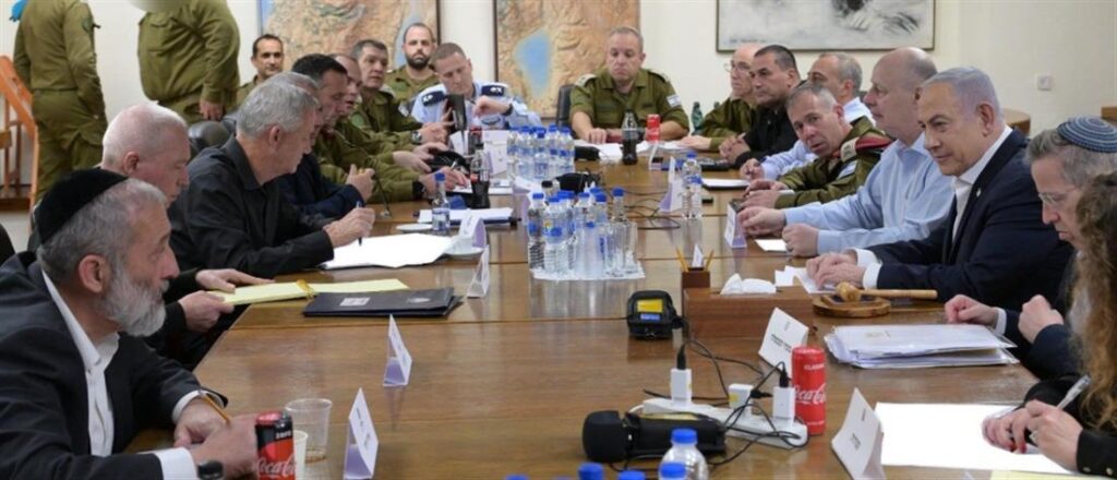 Πολεμικό συμβούλιο Ισραήλ: Υπέρ της απάντησης στο Ιράν – Δεν αποφάσισε το πότε και το πώς – Έκκληση για αυτοσυγκράτηση από ΗΠΑ και ΟΗΕ
