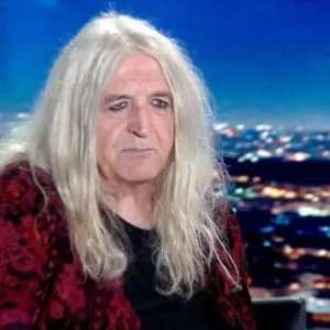 Δήλωση – κόλαφος του Νίκου Καρβέλα για την Άννα Βίσση για τη συναυλία στο ΟΑΚΑ: «Η Άννα έχει πάρει έναν δρόμο που δεν με βρίσκει σύμφωνο, νιώθω συντριβή»