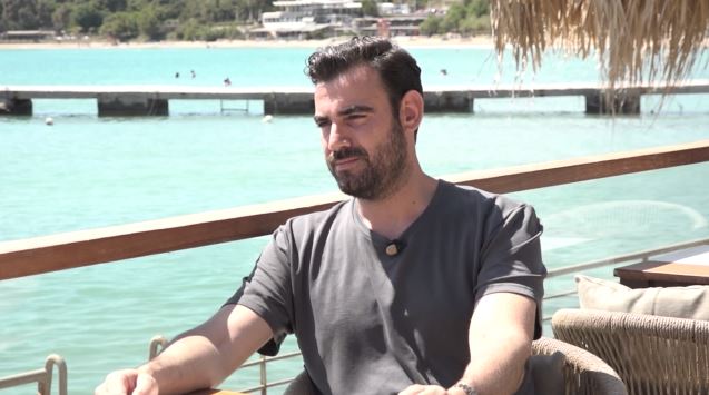 Νίκος Πολυδερόπουλος: Η συγκλονιστική εξομολόγηση για την απώλεια του αδερφού του