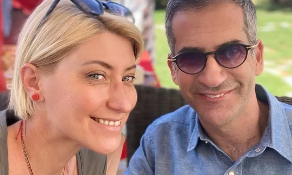 Σία Κοσιώνη – Κώστας Μπακογιάννης: Στο Καρπενήσι για τις πασχαλινές τους διακοπές